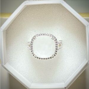 Bomb Party Resort Wear Ring White Quartz Silver Plating